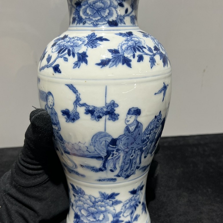 Jarrón de porcelana china, s.XX