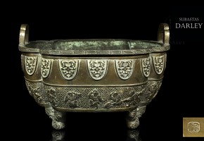 Bronze censer, with reliefs, Qing dynasty