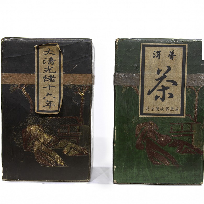 Lote de dos cajas con té, finales del s.XIX.