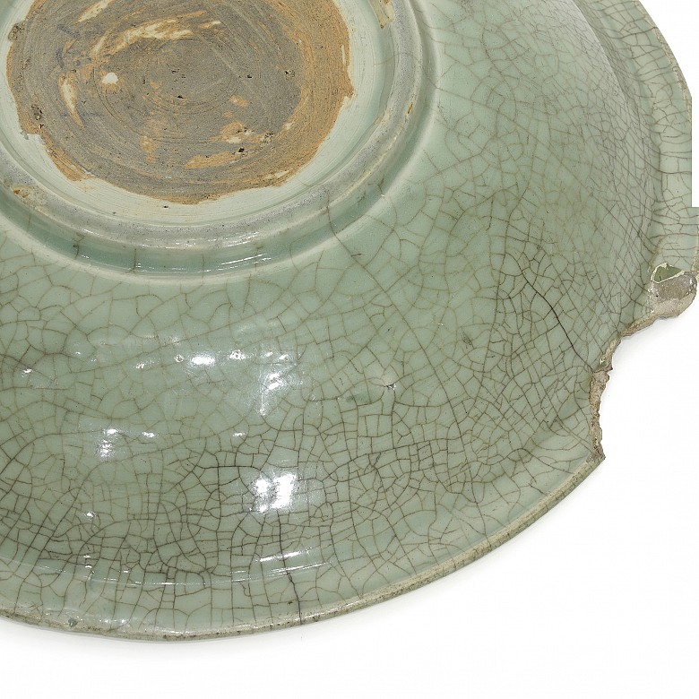 Gran plato vidriado en verde, Longquanyao, China, S.XIX - 6