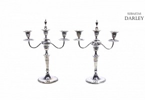 Pair of English silver candlesticks, sterling 925, Lambert and Co, 1899, London. With set of chandel
