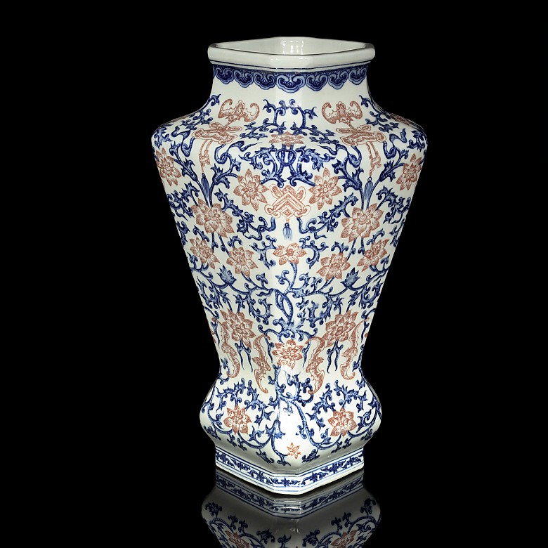 Square vase in blue, red and white, 20th century