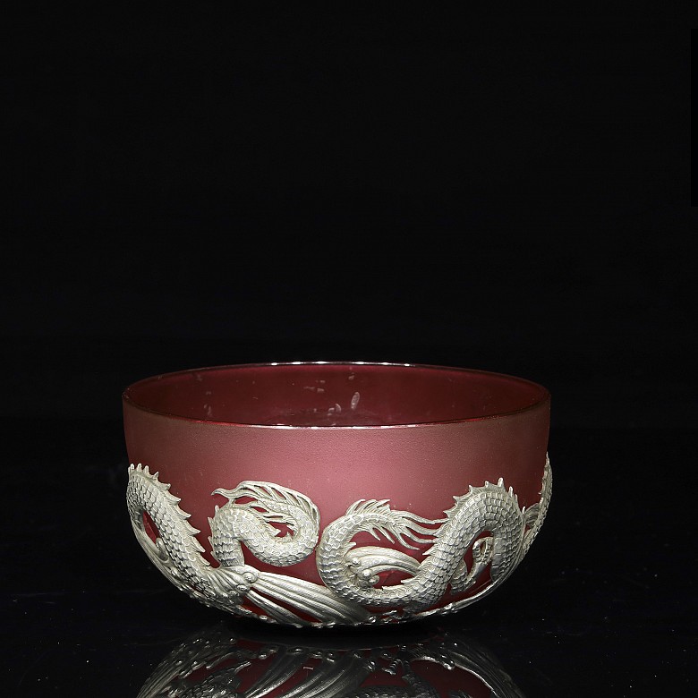 A Red glass bowl with silver base, stamped Wang Hing