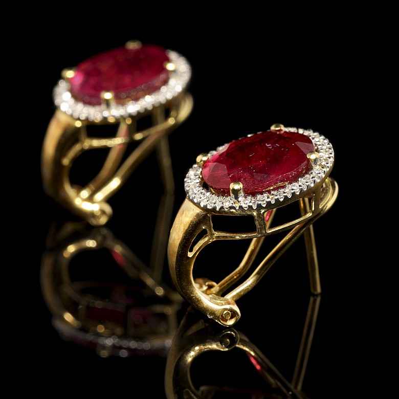 18k yellow gold, ruby and diamond earrings