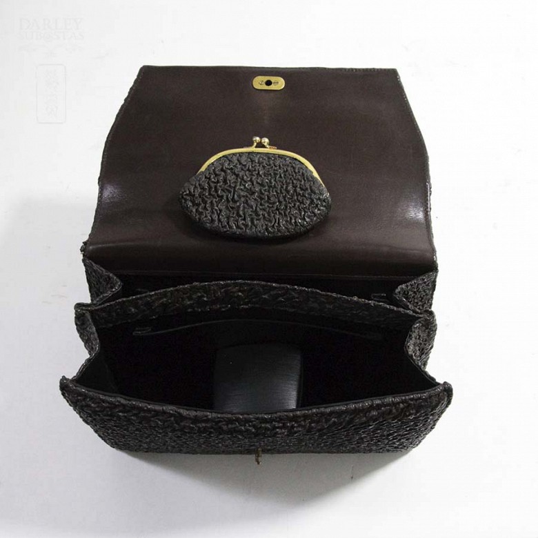 Dark brown leather handbag. - 5
