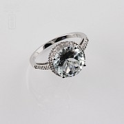Aquamarine and diamond ring. - 2