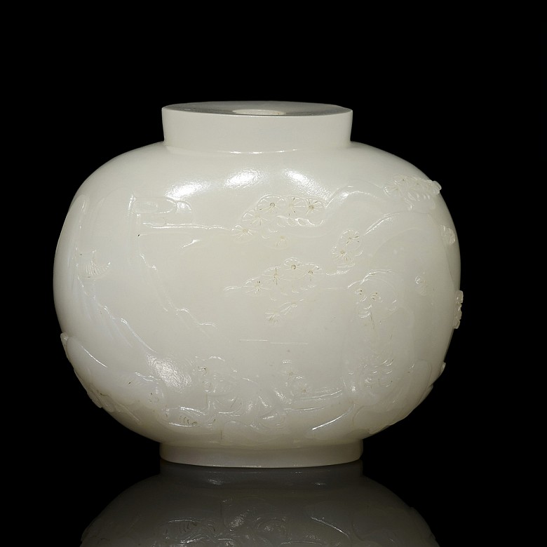 Botella de rapé de jade blanco, dinastía Qing