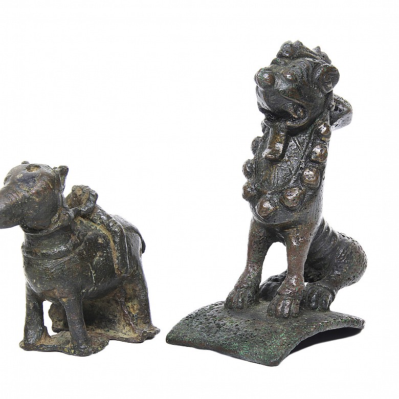 Dos figuras mitológicas de bronce, Indonesia, S.XIX - XX - 1