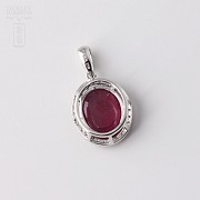 Pendant in 18k white gold with  5.55cts ruby and diamonds - 2