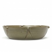 Olive-green glazed 'Dragon' bowl, Northern Song dynasty (960 - 1127)
