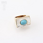 Ring natural turquoise and pearl in 18k gold amarillode
