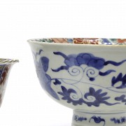 Two bowls with foot of Japanese porcelain, 20th century