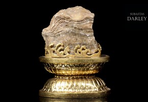 Natural stone on double lotus base, with Qianlong mark