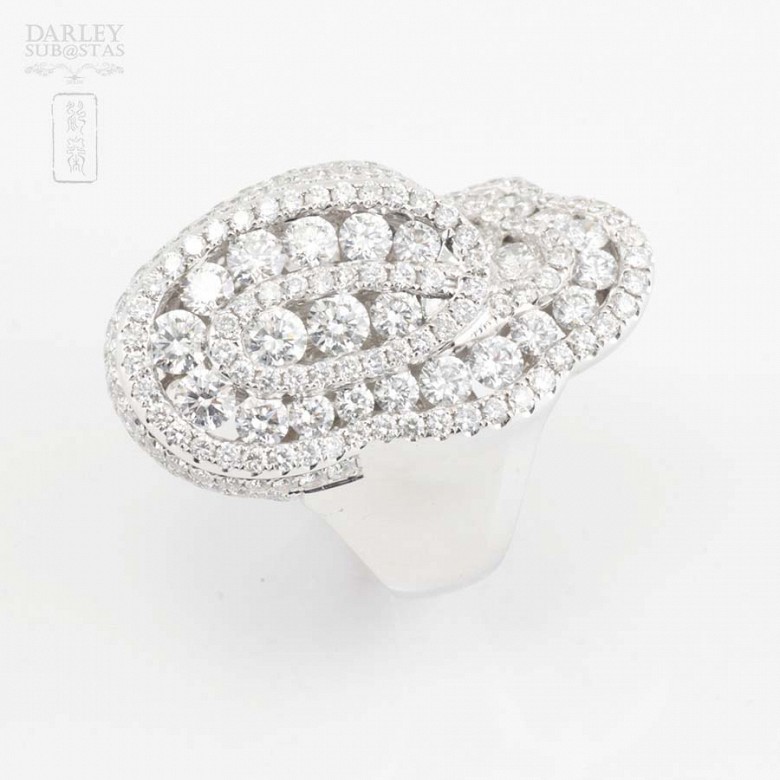 Fantastic white gold and diamond ring 6.35cts - 7