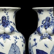 Pareja de jarrones en porcelana china, S.XX - 2