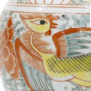 Vasija de porcelana esmaltada, estilo Ming.