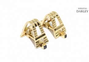 Cufflinks in 18k yellow gold with two sapphires