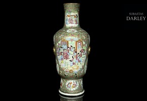 Enameled vase, famille rose, Canton, 19th century