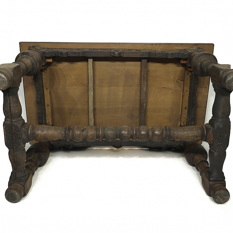 Mesa refectorio con elementos renacentistas, S.XIX