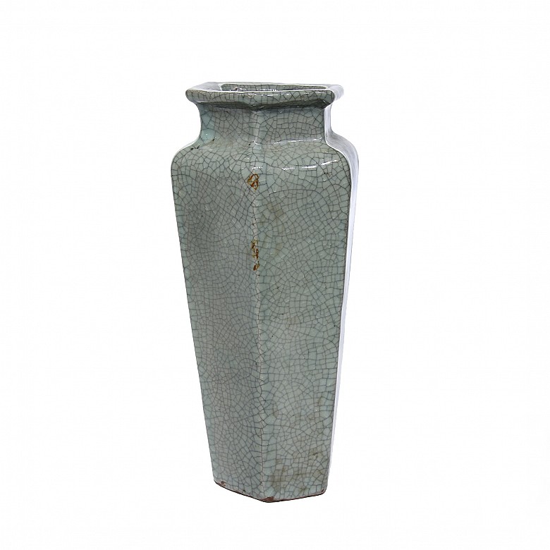 Jarrón de cerámica con fondo celadón, s.XX - 1