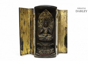 Buda japonés, con hornacina de madera, s.XIX