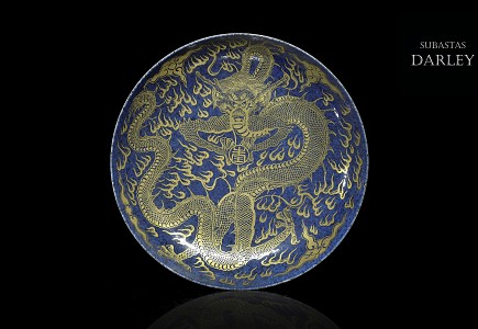 Gran plato en porcelana china, S.XX