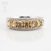 Fantástico anillo oro 18k y diamantes Fancy