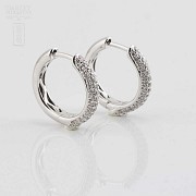 Earrings in 18k white gold and diamonds. - 1