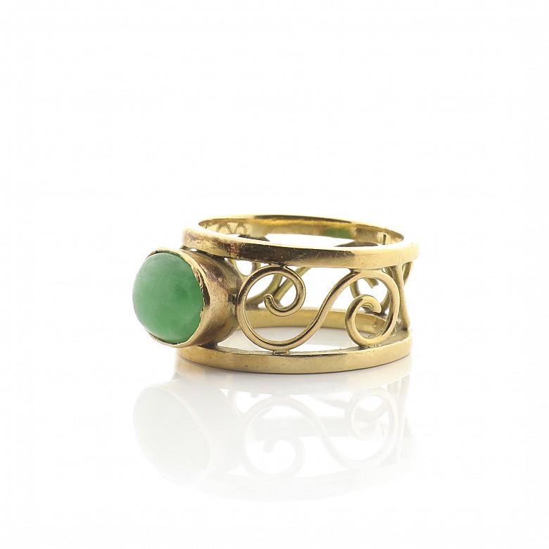 Ring in 18k yellow gold with green colored stone - 4
