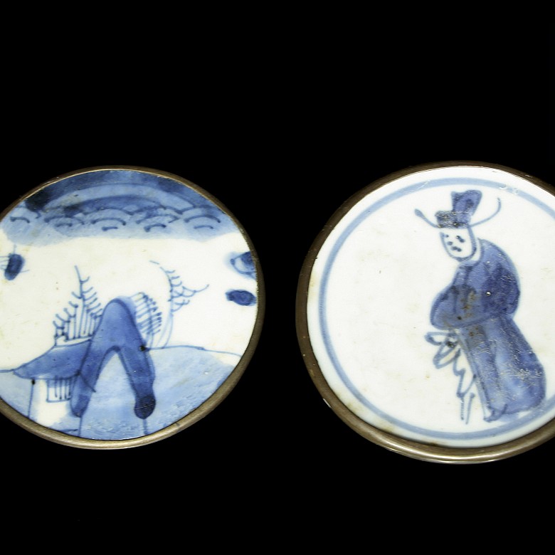 Lote de nueve piezas de porcelana, azul y blanco, dinastia Qing - 3