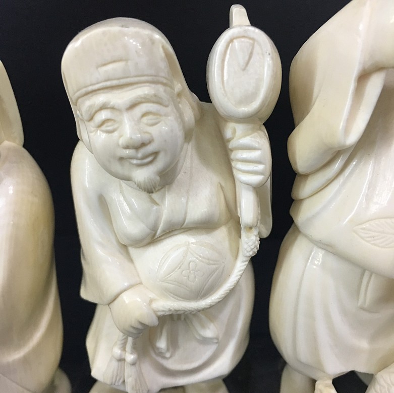7 preciosas figuras de marfil sabios chinos. - 3