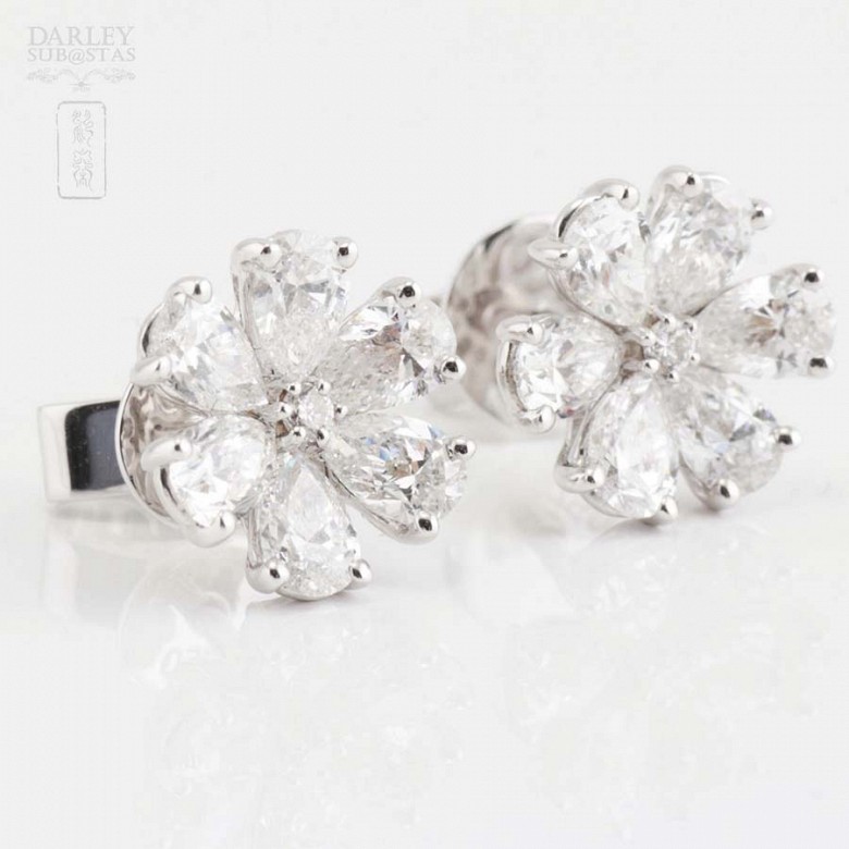 Earrings 18k white gold and 1,87ct diamonds. - 8