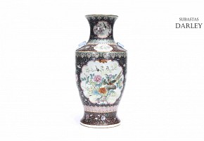 Porcelain vase, famille rose, China, 20th century