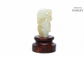 Figura humana de jade blanco con peana, China, Dinastía Qing (1644-1912)