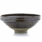 Glazed ceramic bowl, Junyao style.