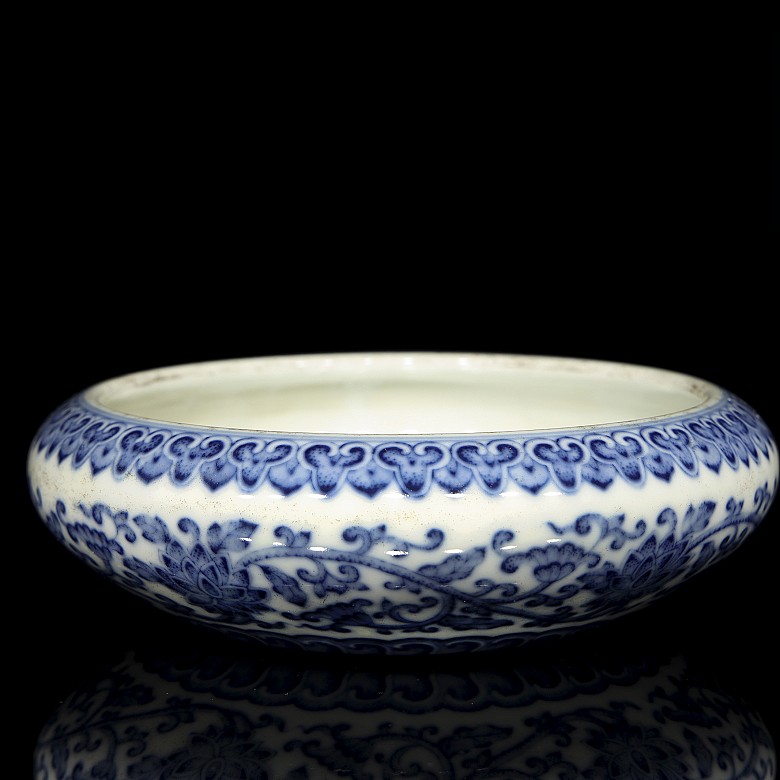 Porcelain inkwell, blue and white, 20th century - 1