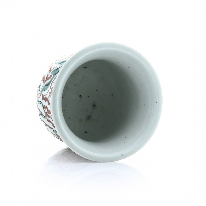 Chinese porcelain vessel, 20th century