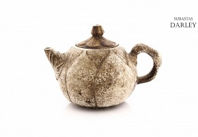 Chinese clay teapot, Yixing.