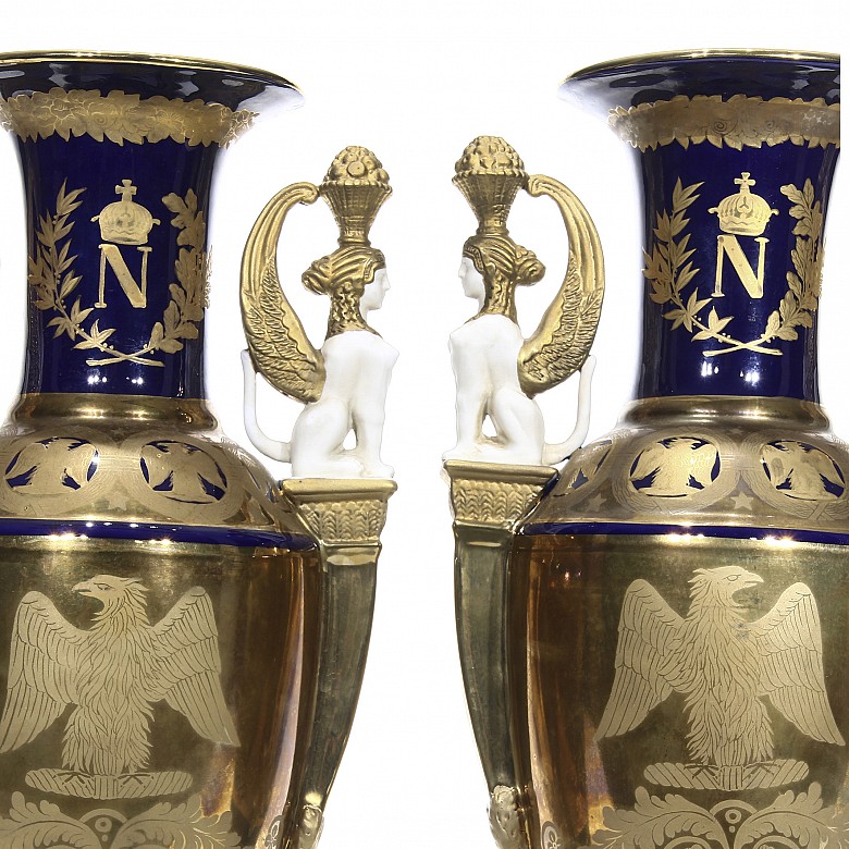 Pareja de jarrones estilo Napoleón III, s.XX