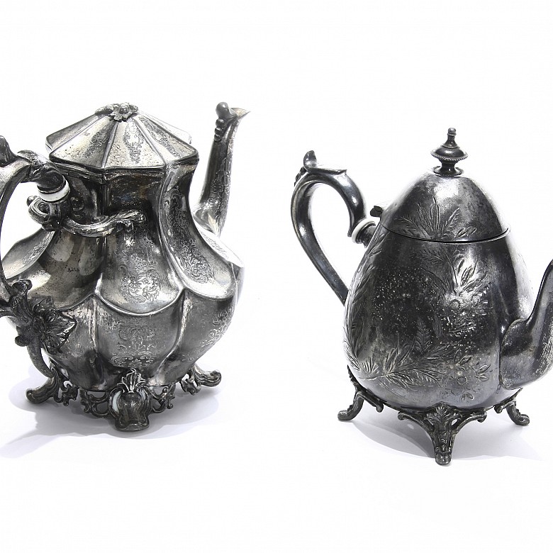 Two English electro plated metal teapots, early 20th century - 2
