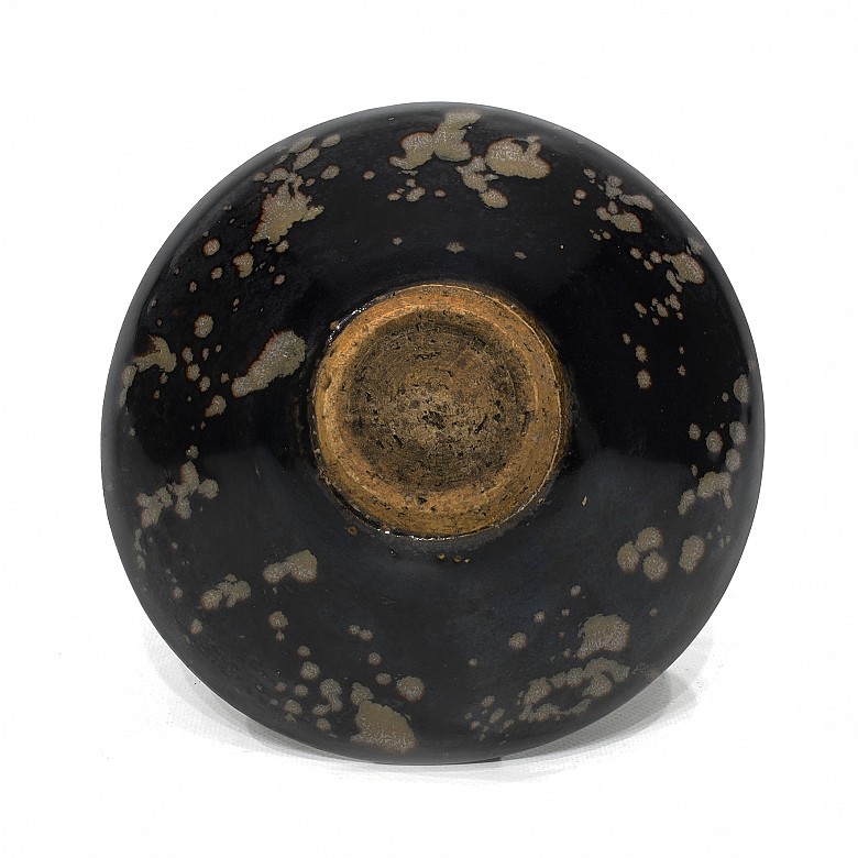 Glazed ceramic bowl, Song style.