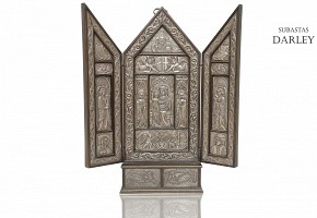 Altar religioso de estilo gótico de madera y plata, S.XX