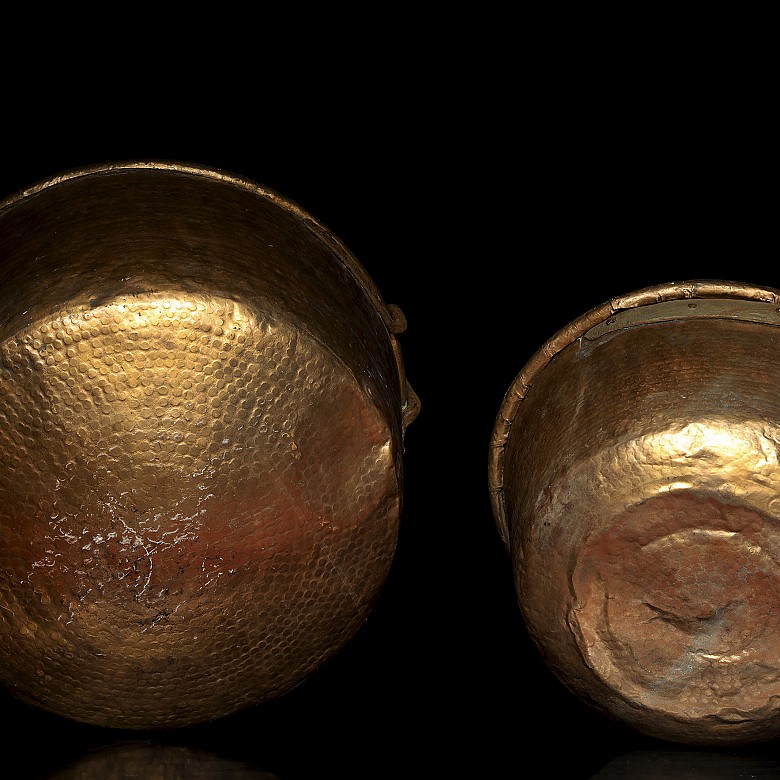 Dos calderos de cobre, S.XX - 3