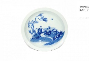 A blue and white porcelain plate, 20th century