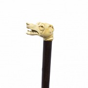 Wooden cane and greyhound-shaped fist, eatly 20th century