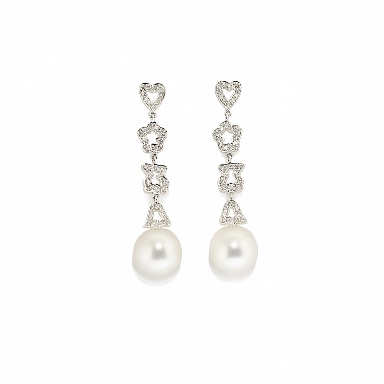 Earrings in 18k white gold, pearls and diamonds, TOUS