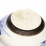 Tres cuencos de cerámica china.