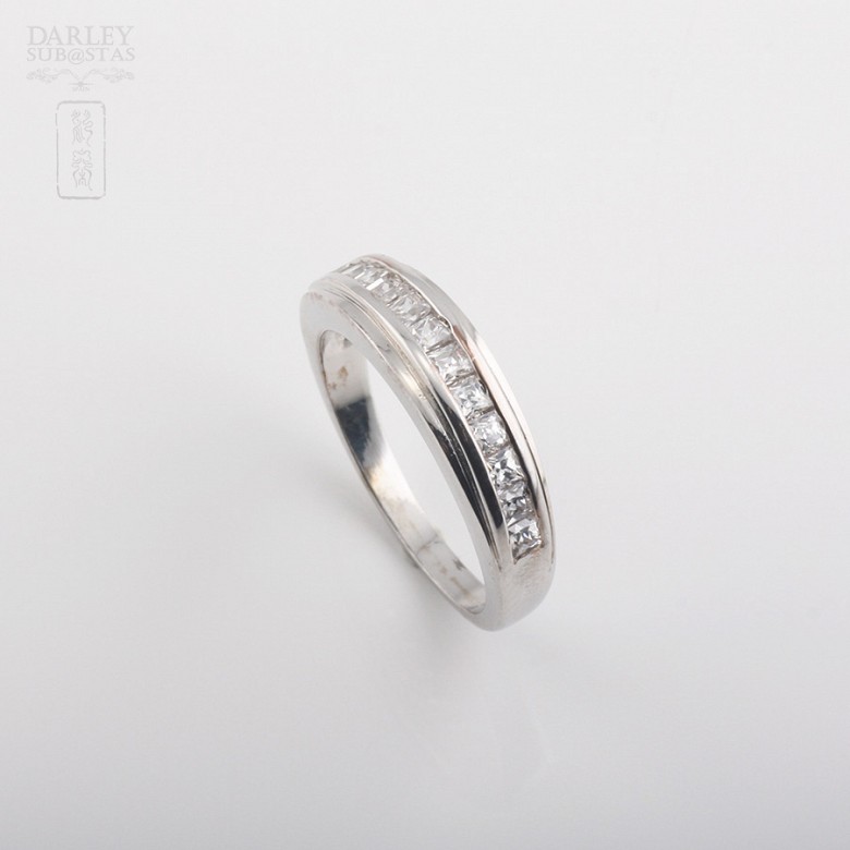 Ring in sterling silver, 925m / m, with rhodium.