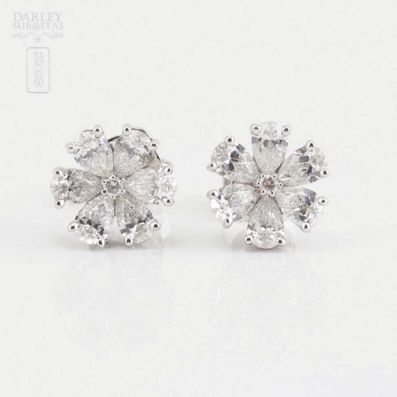Earrings 18k white gold and 1,87ct diamonds. - 4