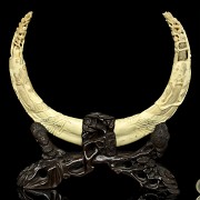 Chinese carved horns 